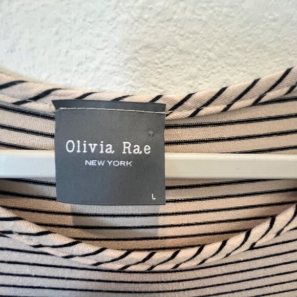 Olivia Rae Women’s Striped Tiered Dress Flutter Sleeves Scoop Neck Elastic Large - Picture 3 of 10